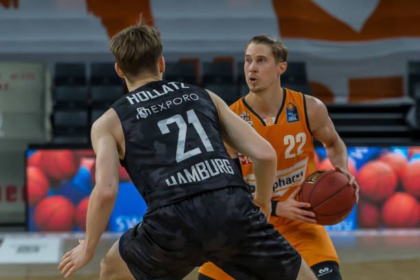 中上演帽子 中上演帽子