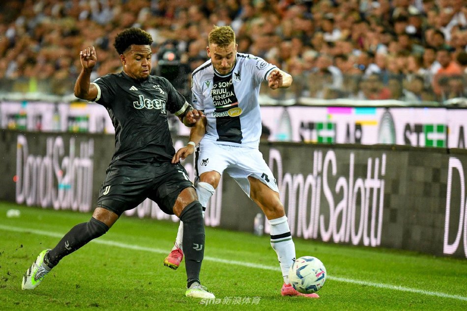 他在比赛中 他在比赛中