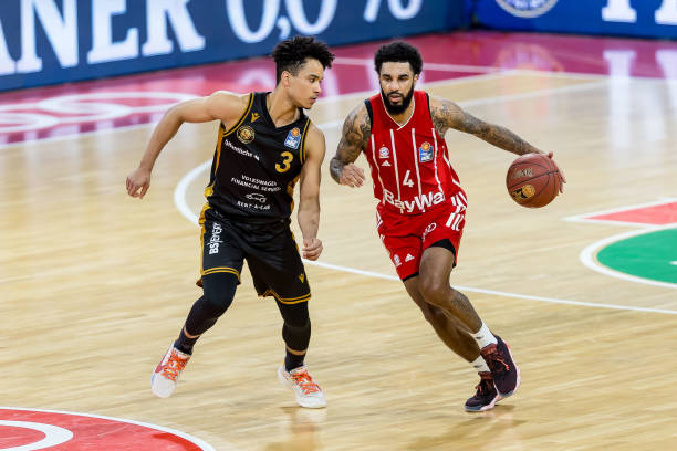 中场主心骨 中场主心骨